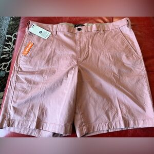 Dockers ULTIMATE SHORT Men's Pink Shorts size 38